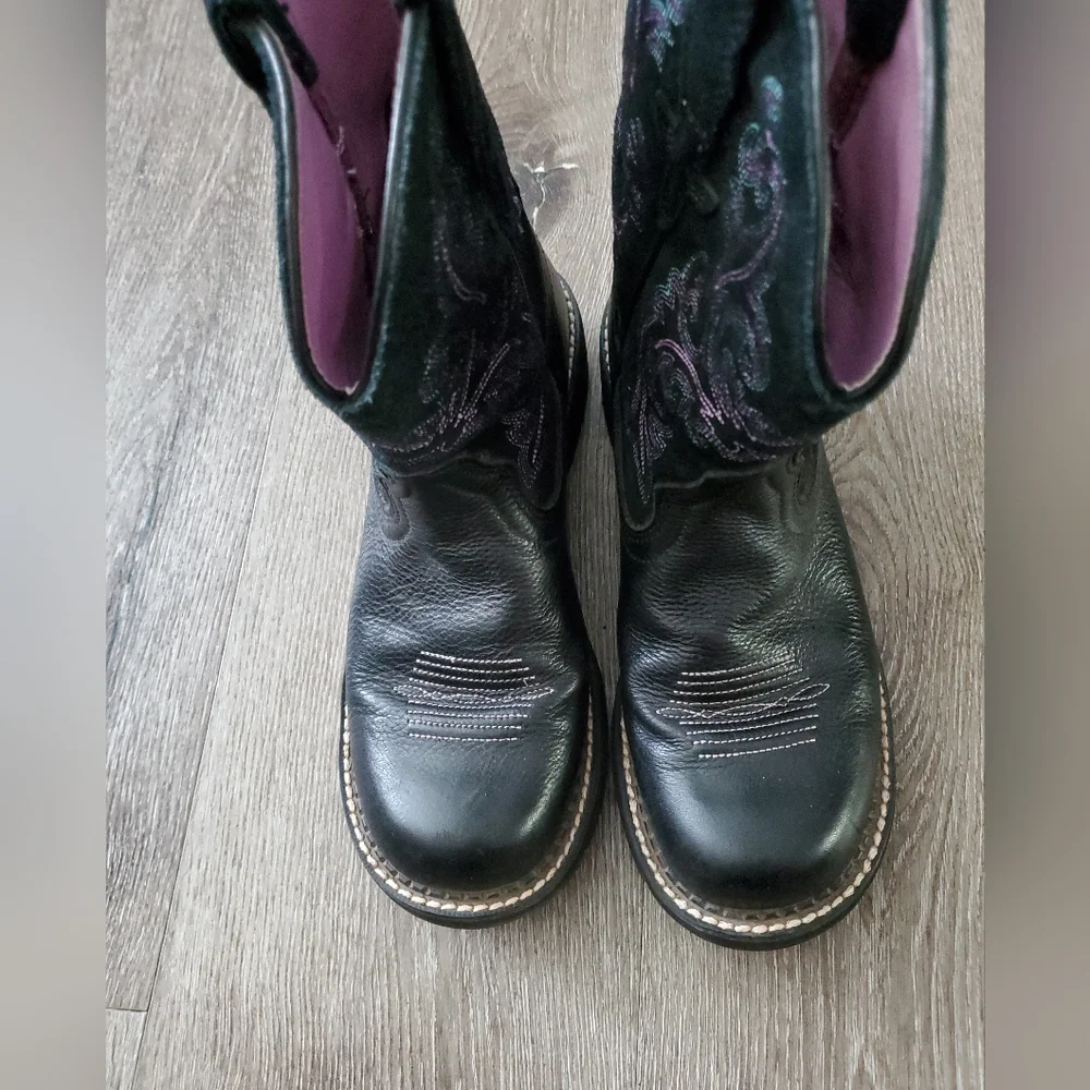 Black and Purple Ariat Leather Embroidered Women's Boots - Picture 11 of 12